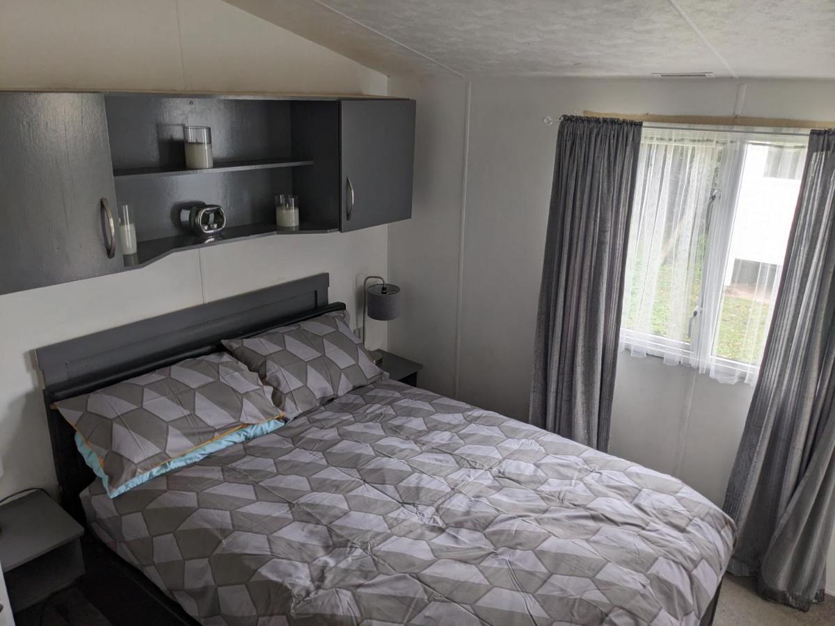 Static Caravan On Lady'S Mile Holiday Park 道利什 外观 照片